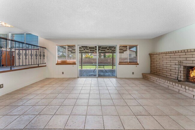Building Photo - 1521 Padova Dr