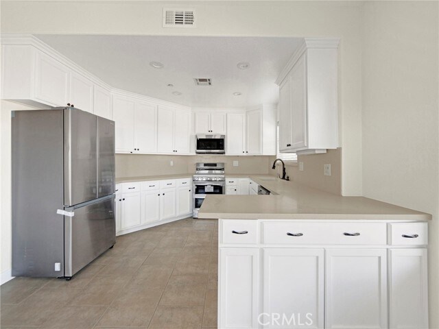 Building Photo - 2575 Rale Dr