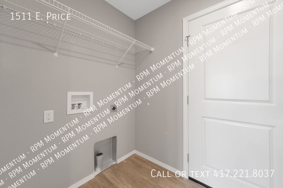 Building Photo - 1511 Price