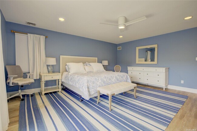 Building Photo - 1051 Oceanfront