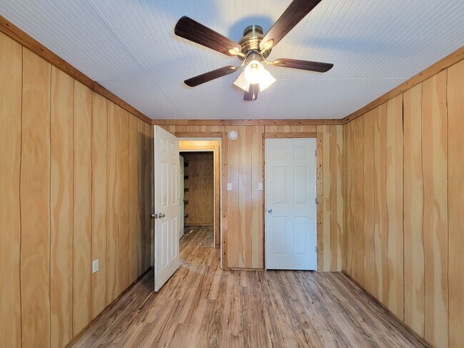 Building Photo - 20272 Forest Woods Ln