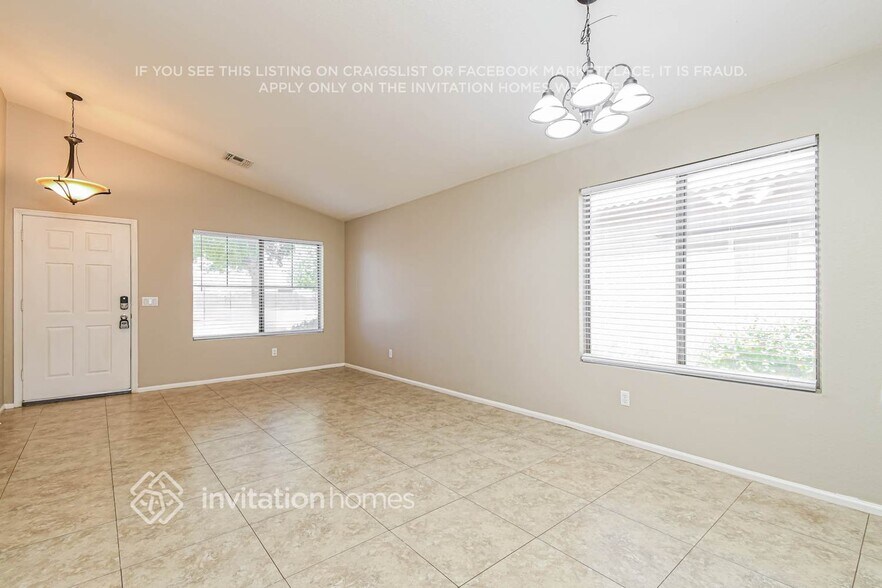 Building Photo - 40071 N Cassara Dr