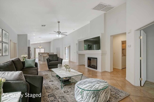 Building Photo - 121 Chatara Way