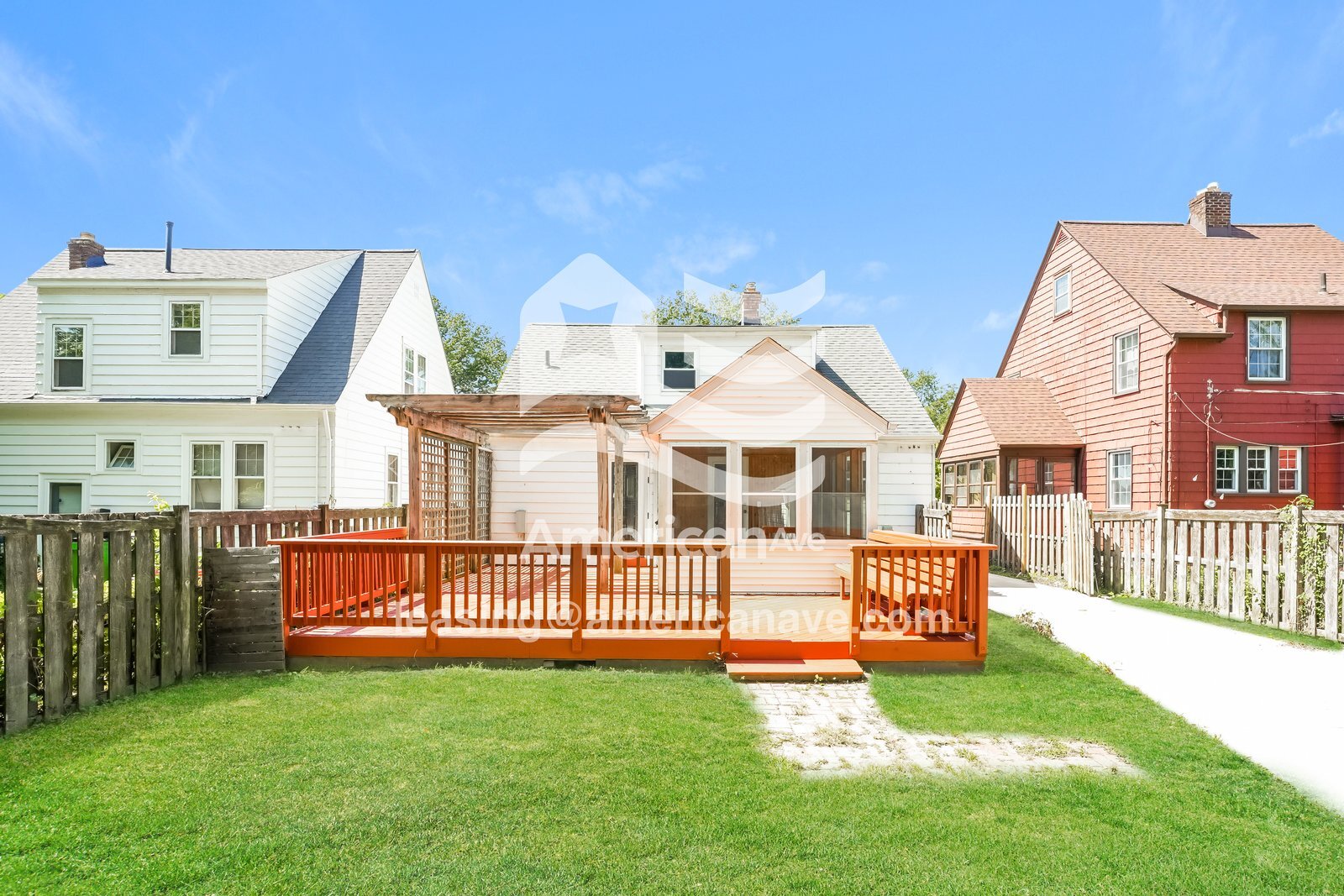 Building Photo - 61 Sunnycliff Dr