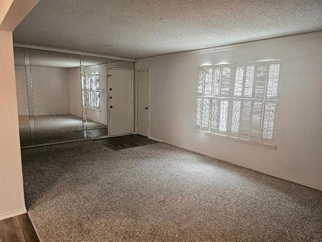 Building Photo - 5825 Birchbrook Dr