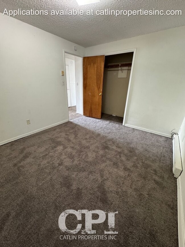 Building Photo - 2128 46th Ave