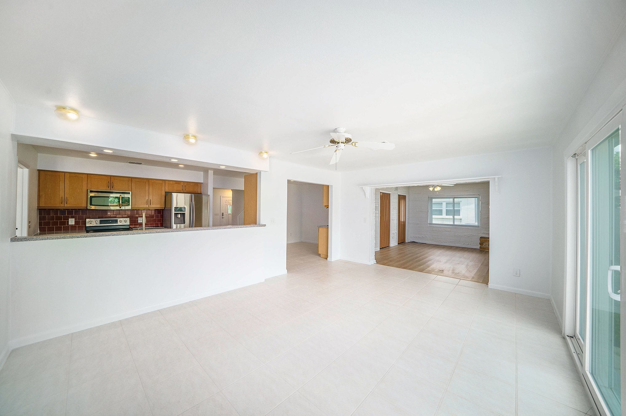 Building Photo - 4711 Travertine Dr