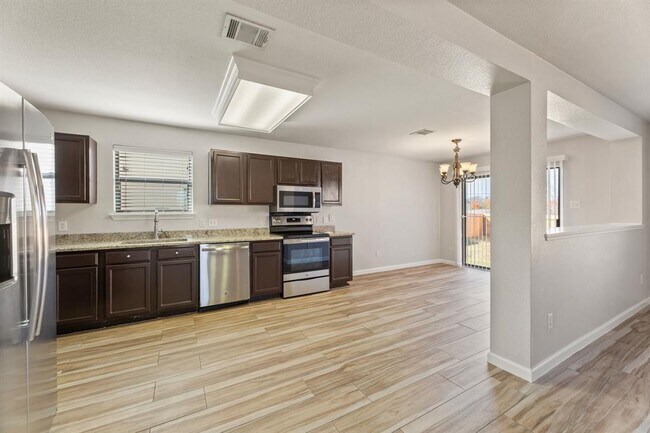 Building Photo - 2009 Perkins Pl