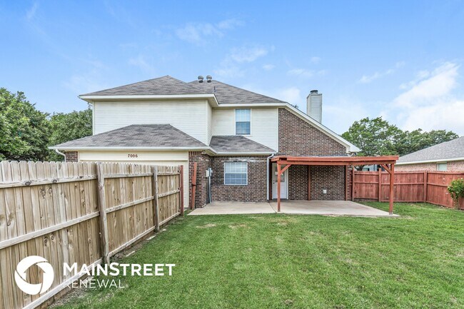 Building Photo - 7006 Cottonwood Cir