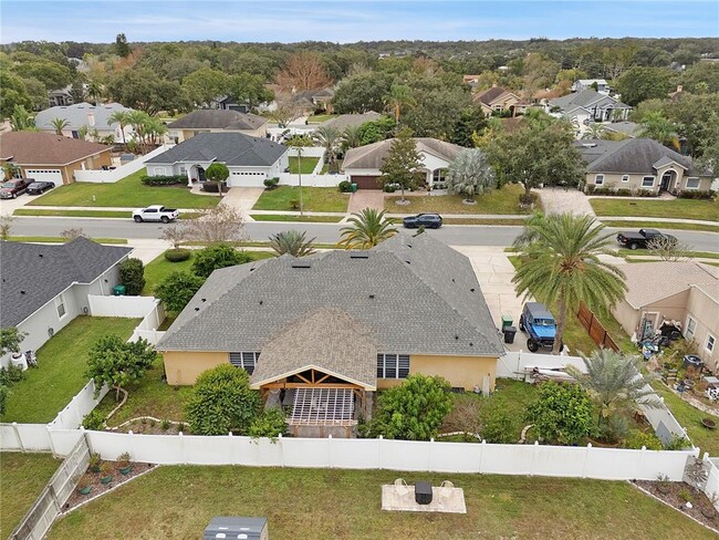 Building Photo - 1057 Island Pointe Dr