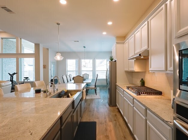 Building Photo - 5823 Ash Vly Dr