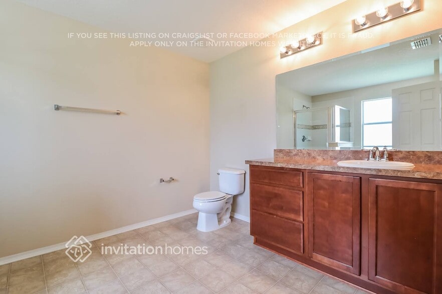 Building Photo - 4330 Fieldview Cir