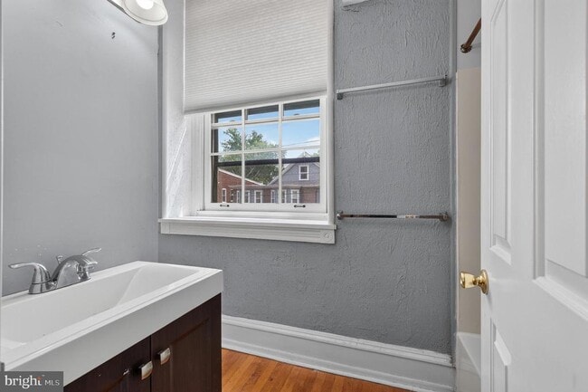 Building Photo - 2400 Baynard Blvd