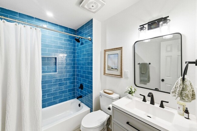 Building Photo - 5905 Los Dios Pl