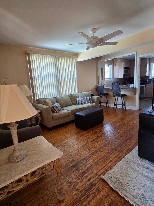 Building Photo - 231 N Wyoming Ave