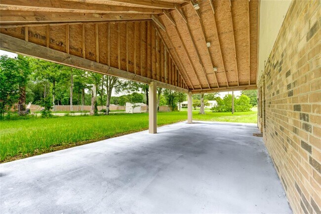 Building Photo - 47 Blue Lake Dr