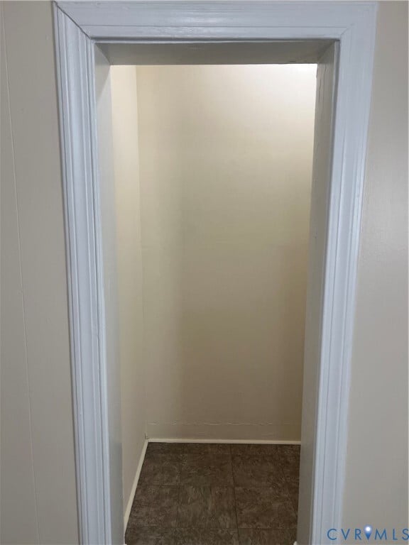 Building Photo - 904 Cedar Level Rd