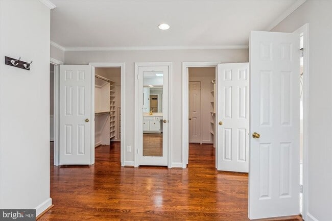 Building Photo - 7804 Lonesome Pine Ln