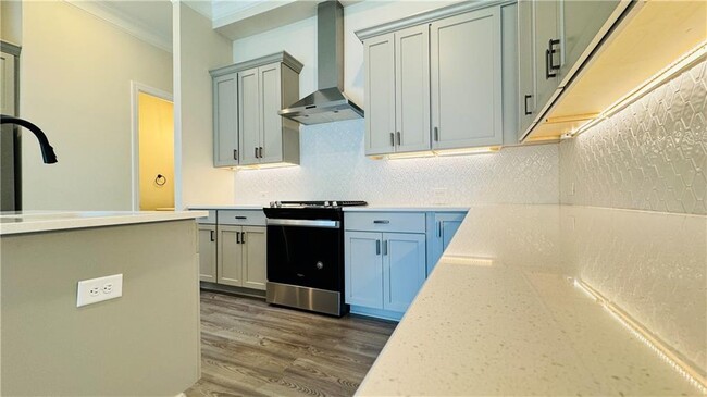 Building Photo - 201 Prairie Ln