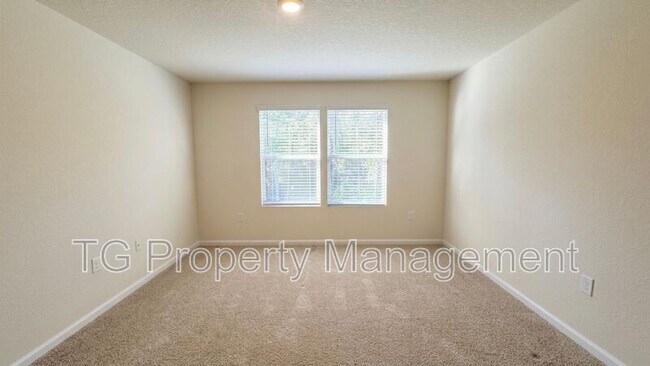 Building Photo - 124 Pasadena Dr