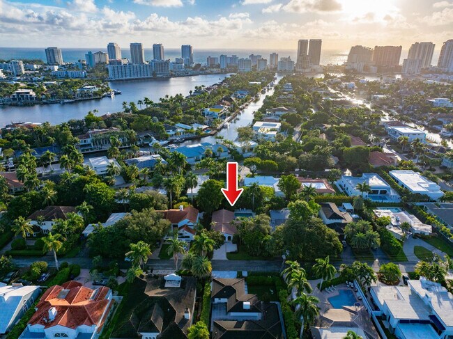 Building Photo - 326 Seven Isles Dr