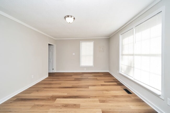 Building Photo - 13430 Murry St
