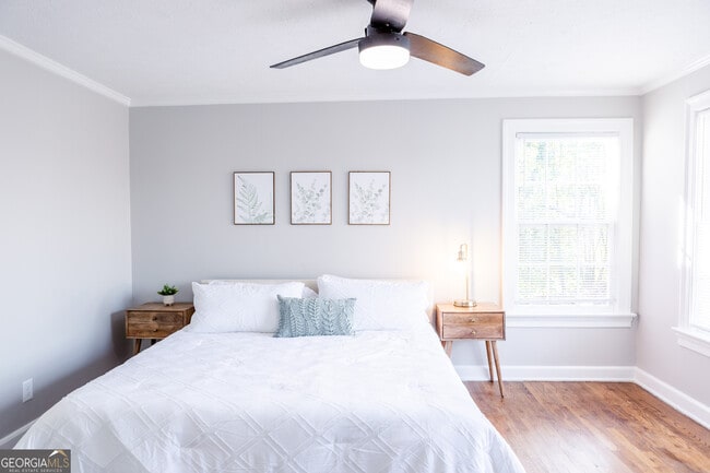 Building Photo - 111 E Screven St