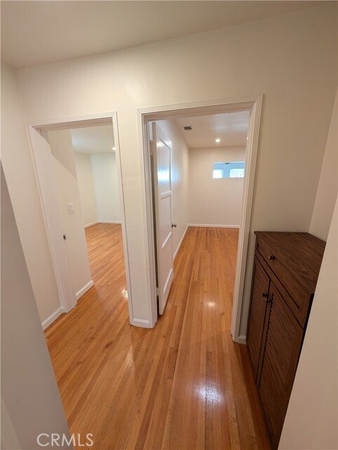 Building Photo - 1108 E Altadena Dr