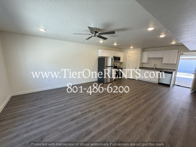 Building Photo - NO DEPOSIT option available for qualified renters with Obligo