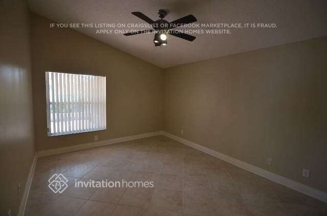 Building Photo - 2051 NW 188th Ave