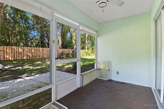 Building Photo - 809 Inverie Dr