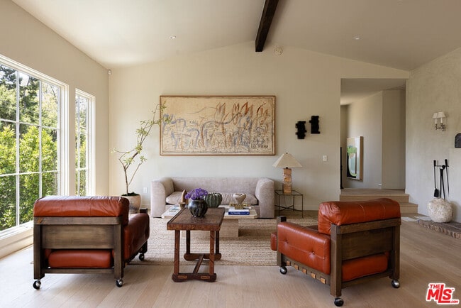 Building Photo - 4228 Los Nietos Dr