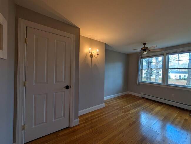 Building Photo - 119 Mill Rd