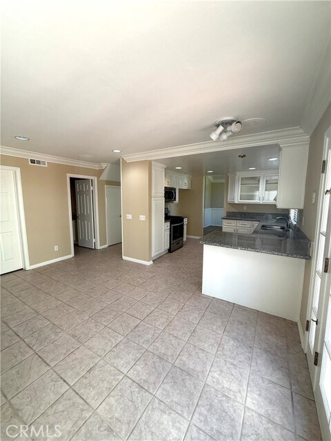 Building Photo - 32001 Lazy Glen Ln