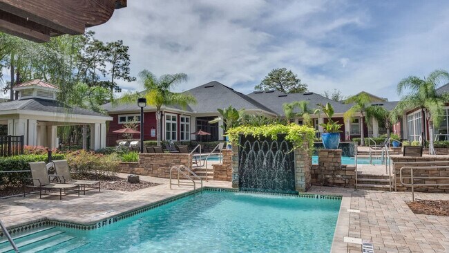 Building Photo - 1770 Bearberry Cir