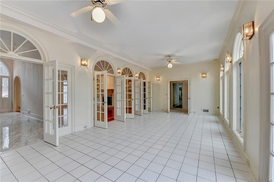 Building Photo - 1000 Grayson Pkwy