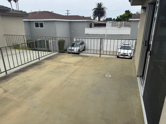 Building Photo - 2404 Curtis Ave