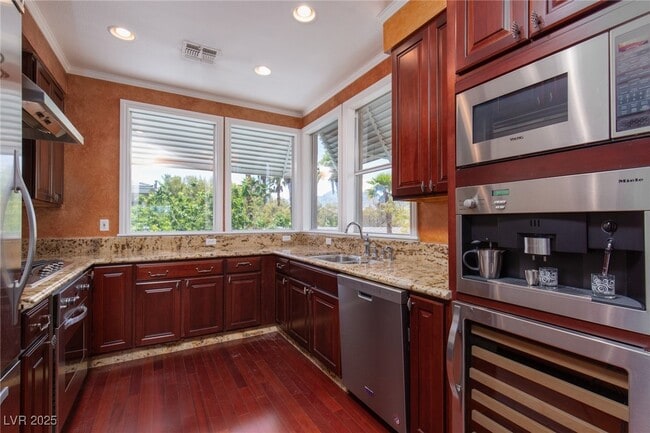 Building Photo - 808 Dana Hills Ct