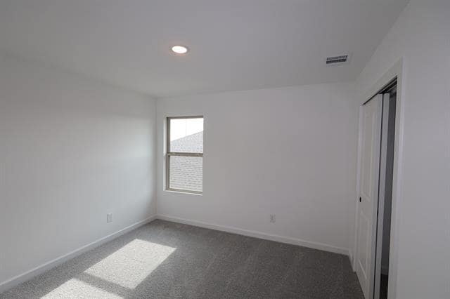 Building Photo - 1291 Okeechobee Dr