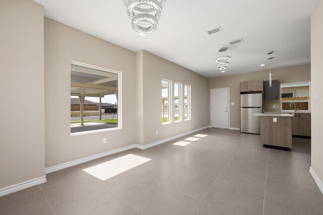 Building Photo - 5809 Puffin Ave