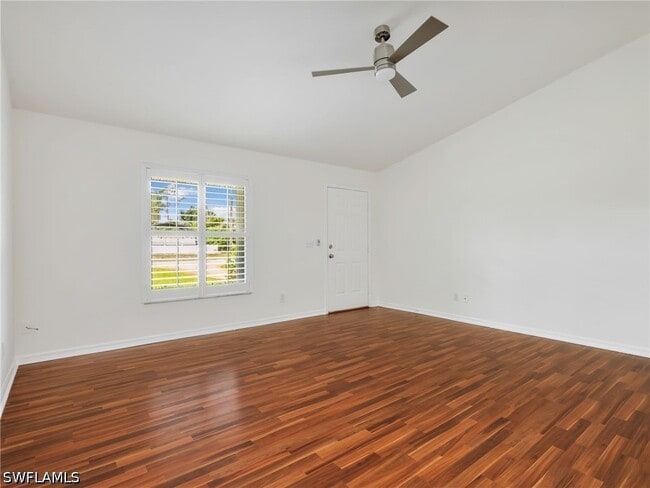 Building Photo - 4150 Tarpon Ave