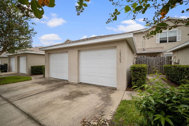 Building Photo - 18505 Pebble Lake Ct