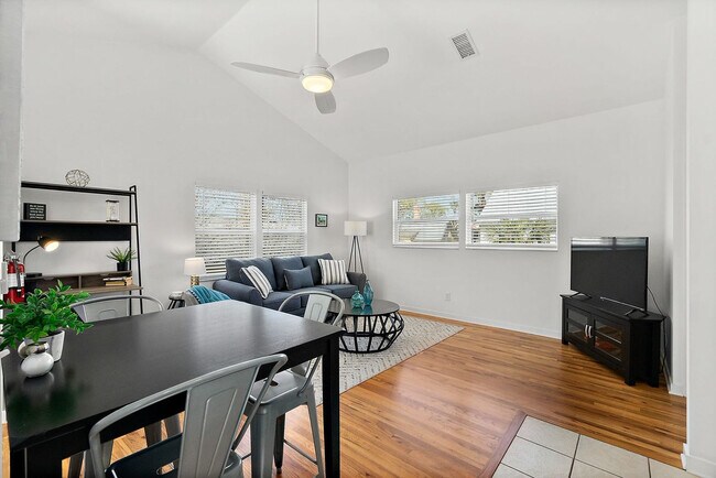 Building Photo - 27 Old Mission Ave