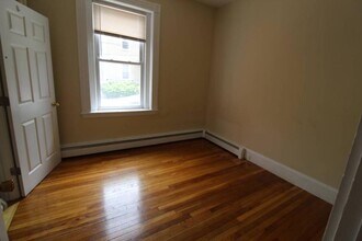 Building Photo - 4.0 bedroom in Cambridge Massachusetts 02139