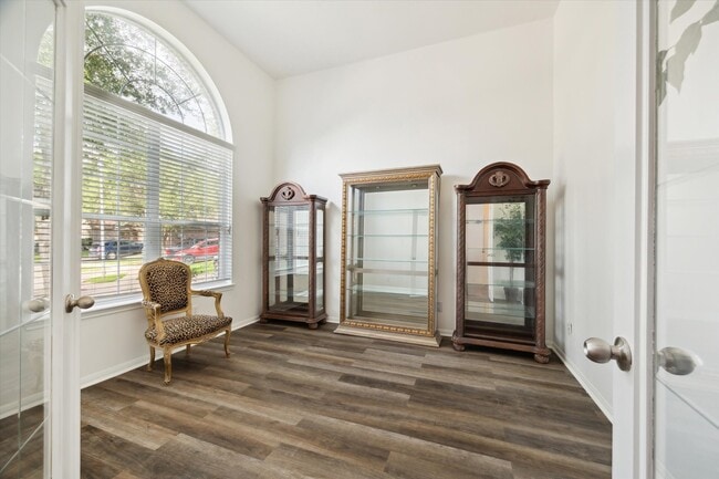 Building Photo - 13013 Fair Breeze Ln