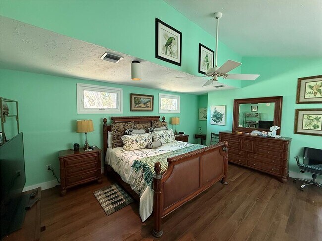 Building Photo - 3534 Casey Key Rd