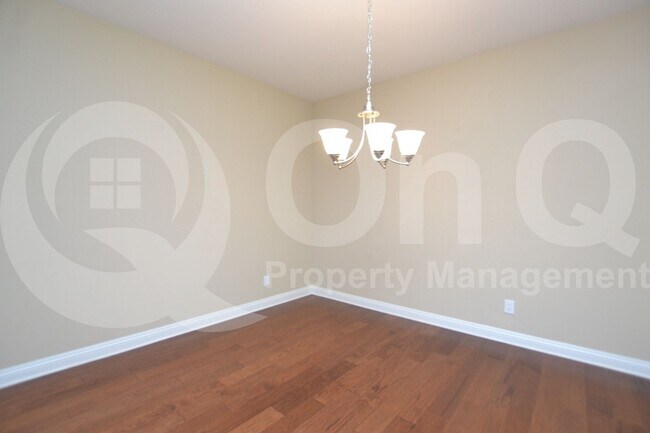 Building Photo - 3747 E Zachary Dr