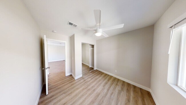 Building Photo - Newly Remodeled 7 room house on Ewing St