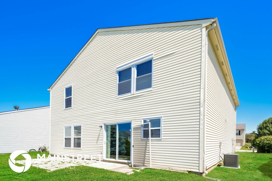 Building Photo - 9235 Delphi Ct