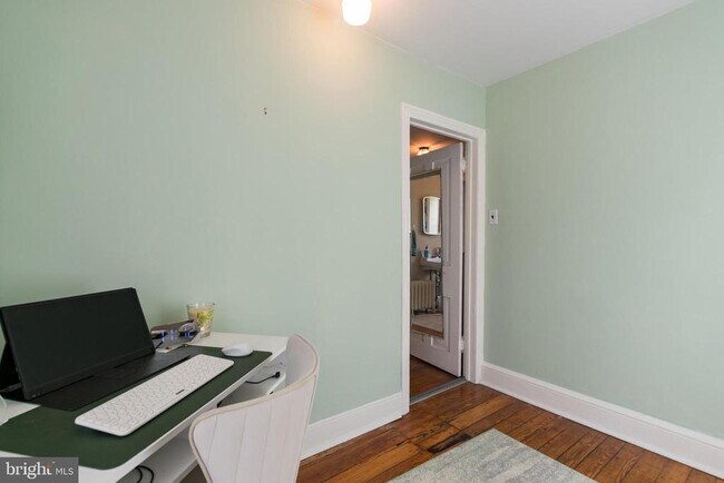 Building Photo - 6038 Wissahickon Ave
